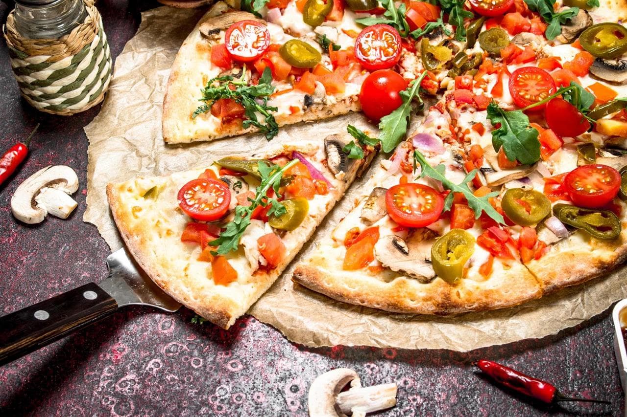 ¿Buscas una oferta en pizza a domicilio o para tomar en local?