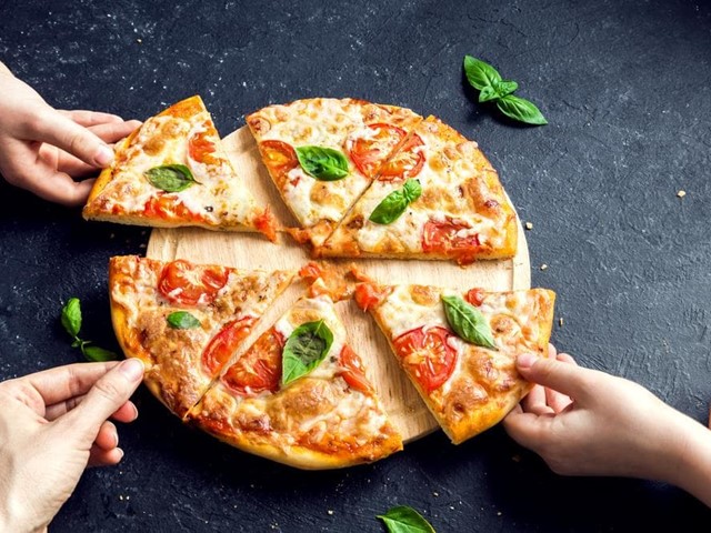 ¿Una quedada con amigos sin pizza? ¡Nunca!